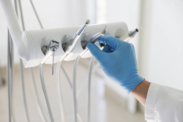 Professional Emergency Dentist technician working in Bradner, OH